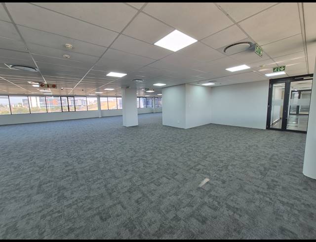 781M² OFFICE TO LET IN WOODMEAD